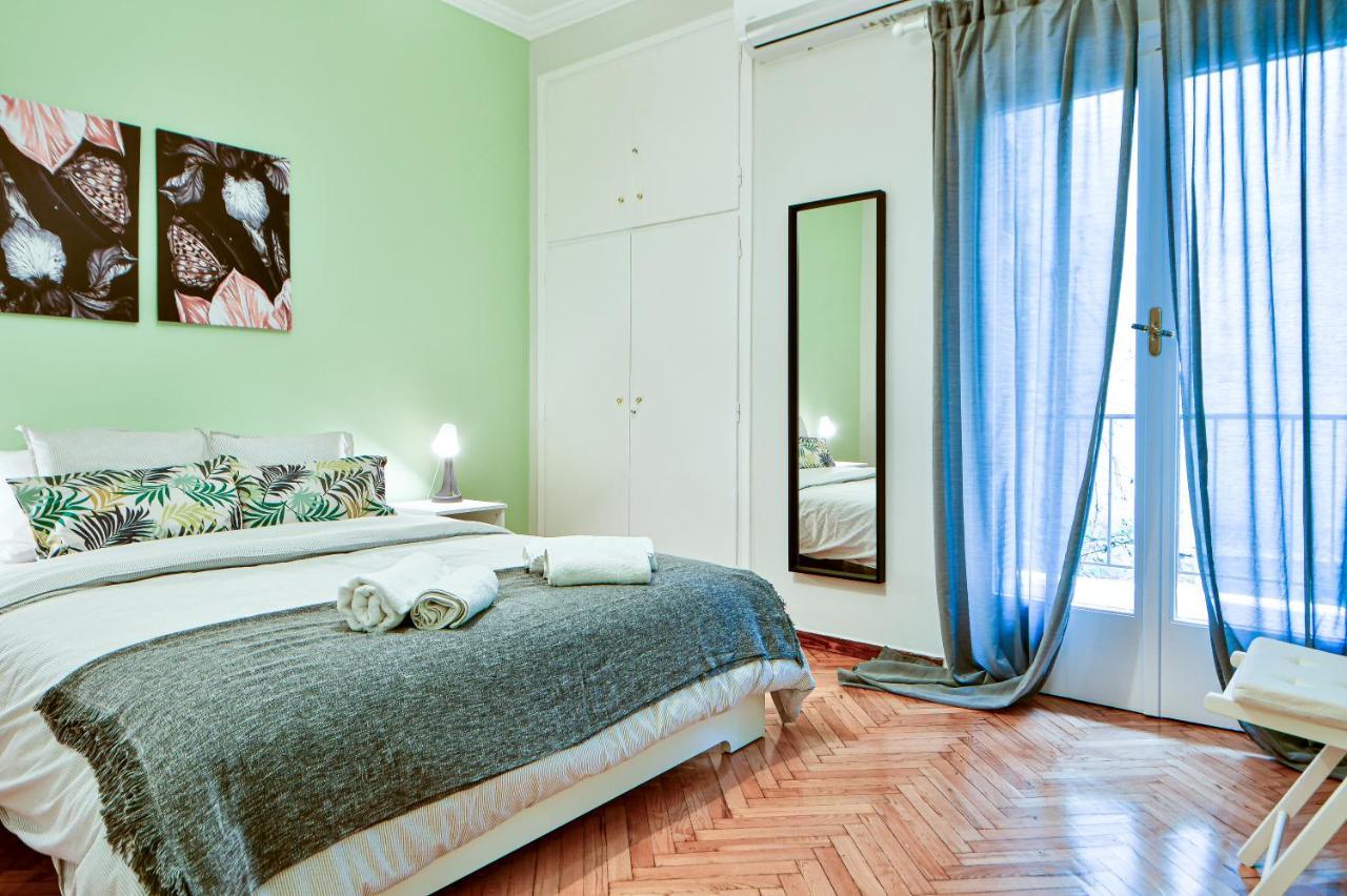 Thiras Lovely Apartment By Zain Athens Ngoại thất bức ảnh